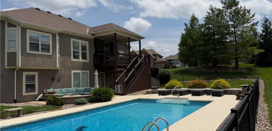 2910 NE 102nd Terrace, Kansas City, MO 64155
