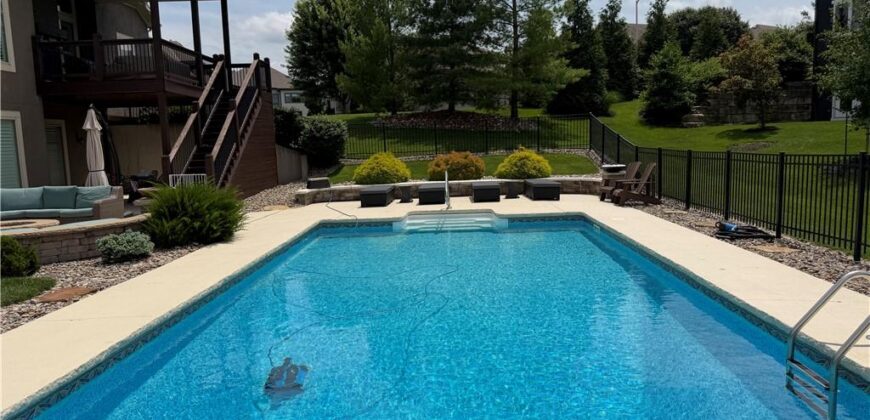 2910 NE 102nd Terrace, Kansas City, MO 64155