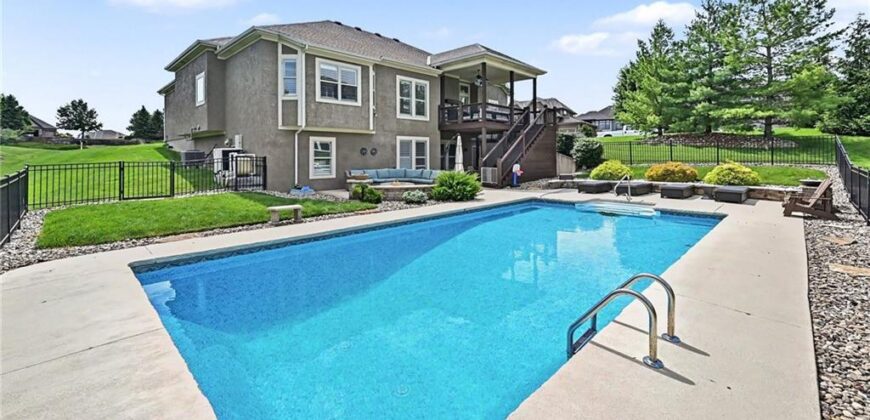 2910 NE 102nd Terrace, Kansas City, MO 64155