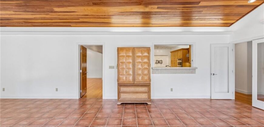 1601 Lynn Road, Excelsior Springs, MO 64024