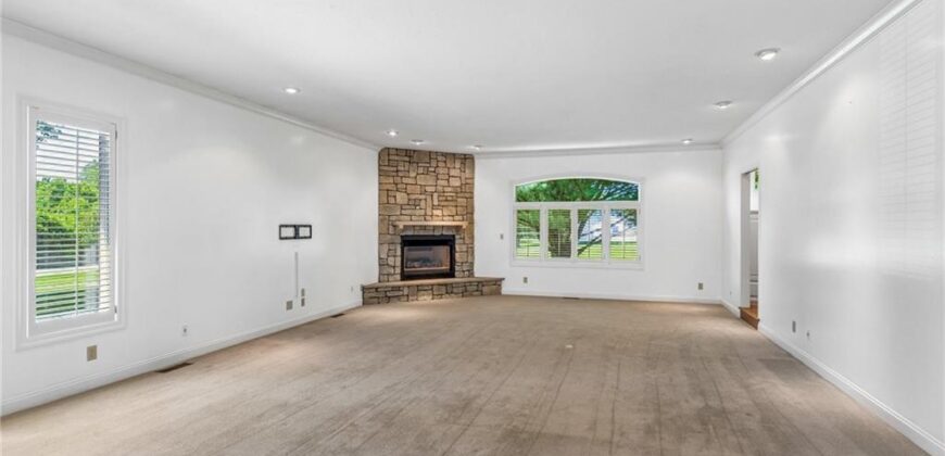 1601 Lynn Road, Excelsior Springs, MO 64024
