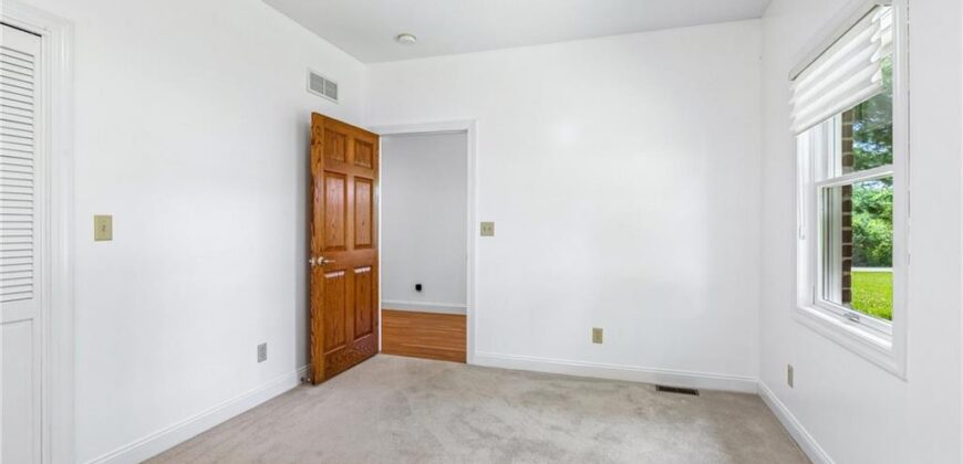 1601 Lynn Road, Excelsior Springs, MO 64024