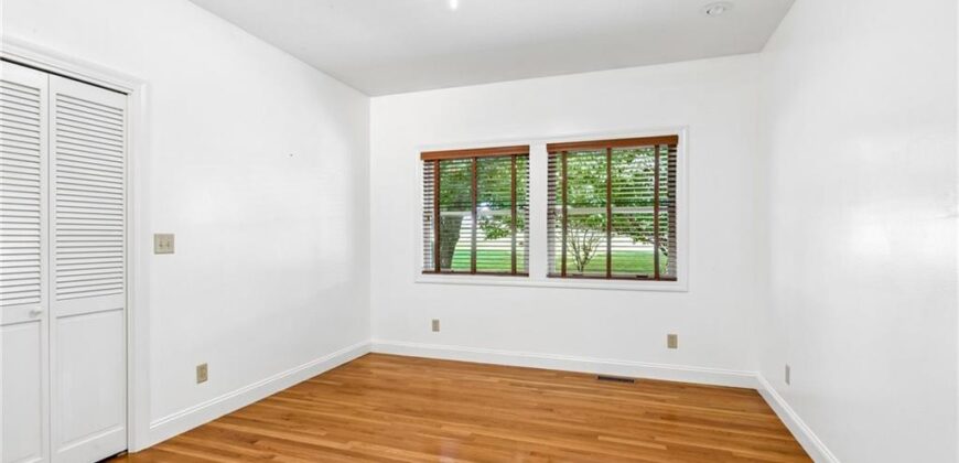 1601 Lynn Road, Excelsior Springs, MO 64024