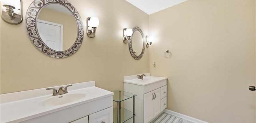 5528 NW Verlin Drive, Kansas City, MO 64152