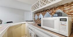 5528 NW Verlin Drive, Kansas City, MO 64152