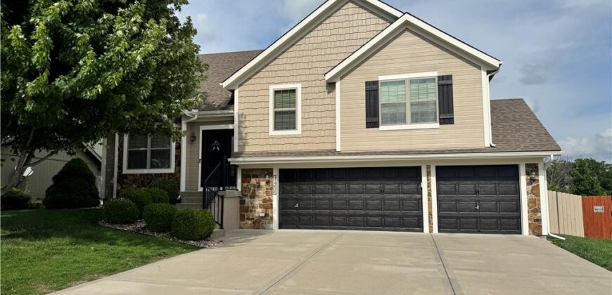 11205 N Pennsylvania Avenue, Kansas City, MO 64155