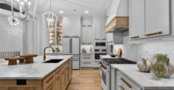 8612 Westridge Court, Parkville, MO 64152
