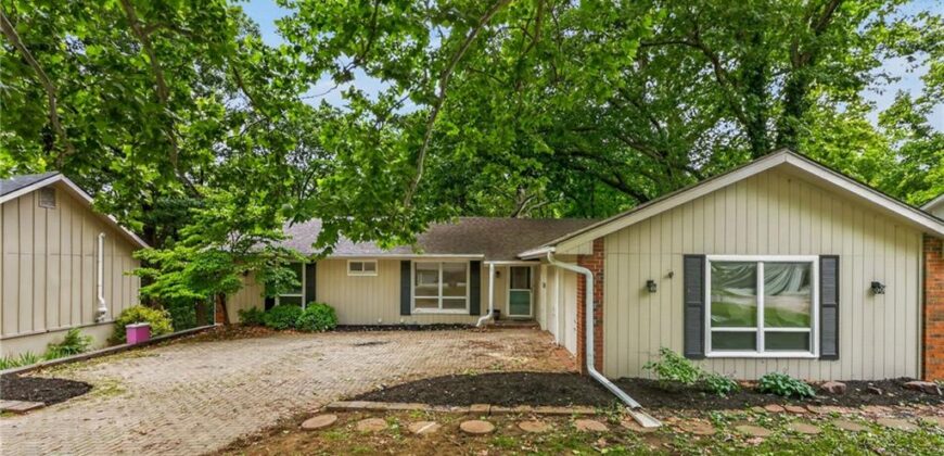 6512 NW Quail Run Drive, Kansas City, MO 64152
