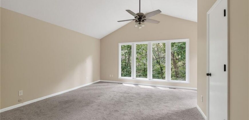 6512 NW Quail Run Drive, Kansas City, MO 64152