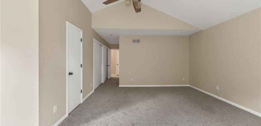 6512 NW Quail Run Drive, Kansas City, MO 64152