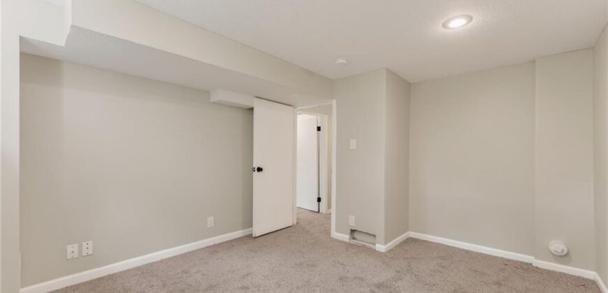 6512 NW Quail Run Drive, Kansas City, MO 64152