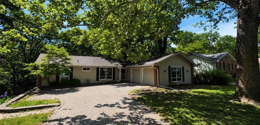 6512 NW Quail Run Drive, Kansas City, MO 64152