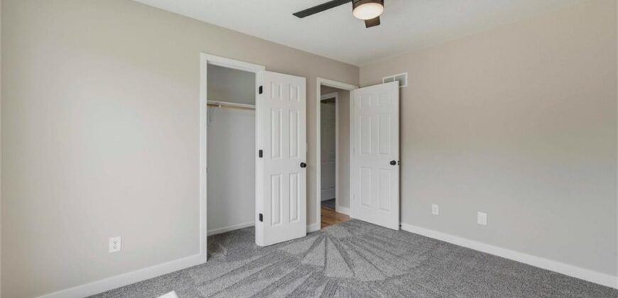 7411 N Mckinley Avenue, Kansas City, MO 64158