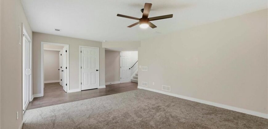 7411 N Mckinley Avenue, Kansas City, MO 64158