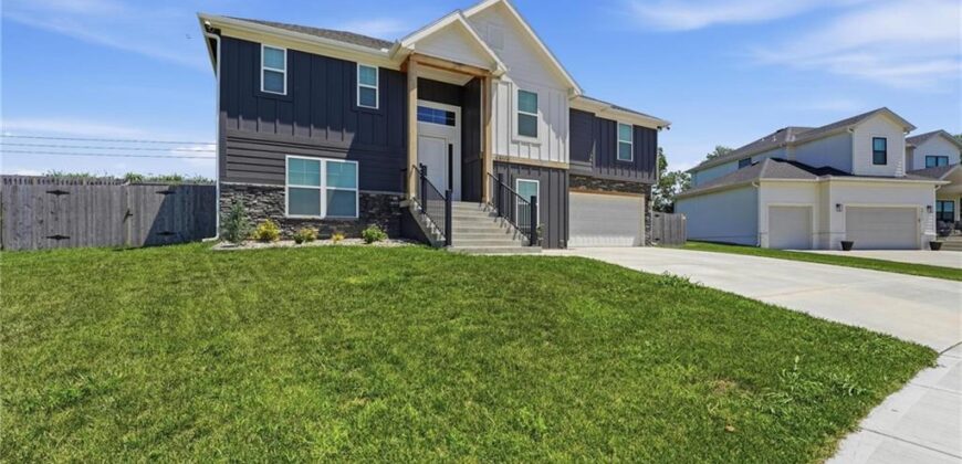 20113 Cider Court, Weston, MO 64098