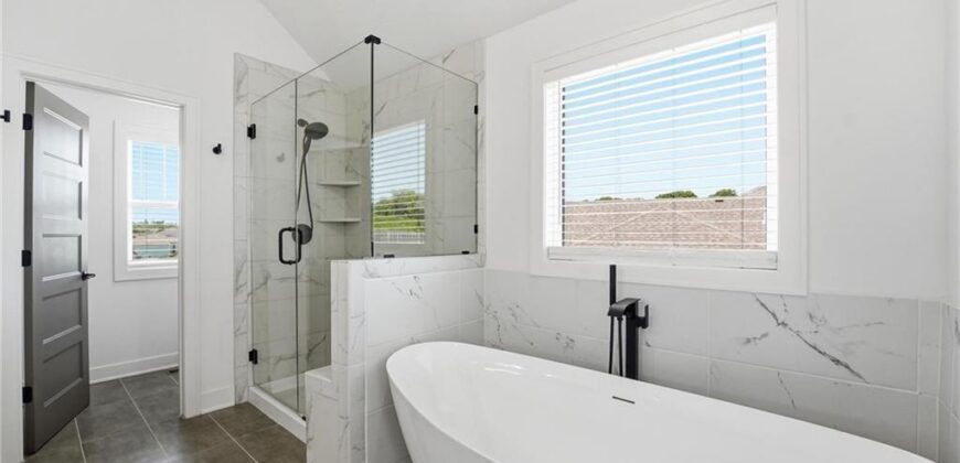 20113 Cider Court, Weston, MO 64098