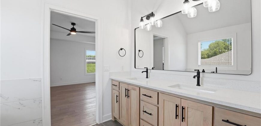 20113 Cider Court, Weston, MO 64098