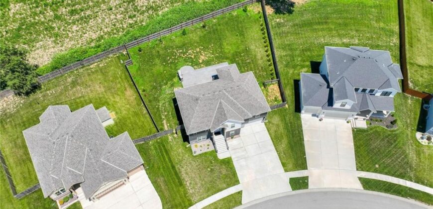 20113 Cider Court, Weston, MO 64098