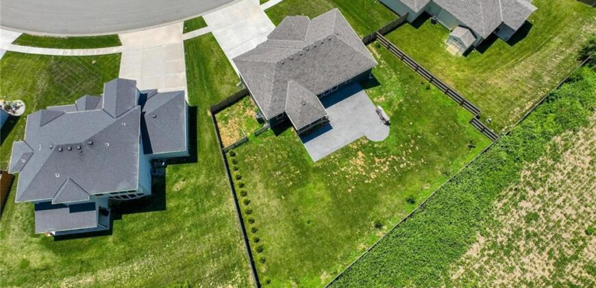 20113 Cider Court, Weston, MO 64098