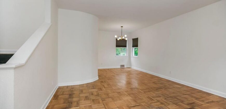 315 NE Northcrest Drive, Kansas City, MO 64116