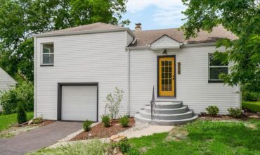 315 NE Northcrest Drive, Kansas City, MO 64116