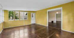 400 West Street, Parkville, MO 64152