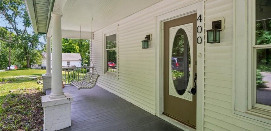 400 West Street, Parkville, MO 64152