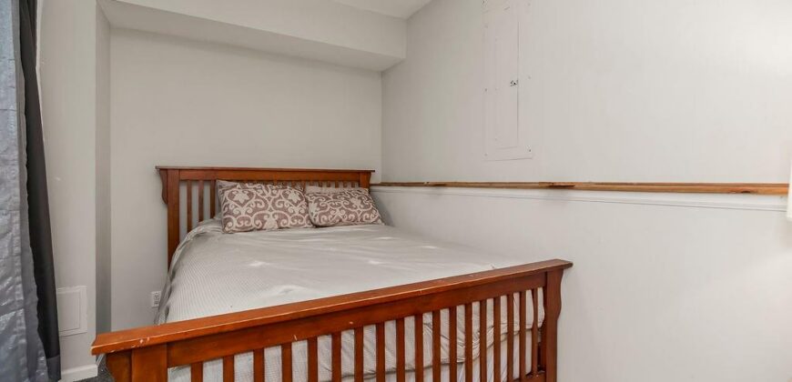 9425 N Harrison Street, Kansas City, MO 64155