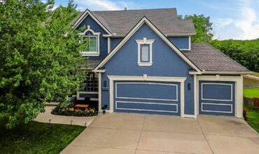 9425 N Harrison Street, Kansas City, MO 64155