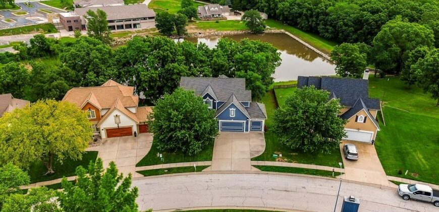 9425 N Harrison Street, Kansas City, MO 64155