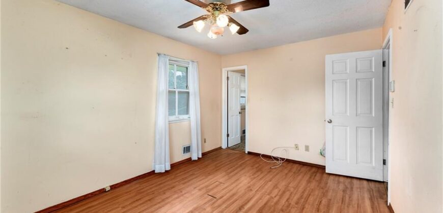 3417 NE Prather Road, Kansas City, MO 64116