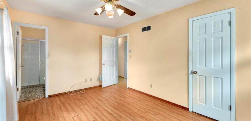 3417 NE Prather Road, Kansas City, MO 64116