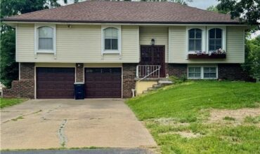 3417 NE Prather Road, Kansas City, MO 64116