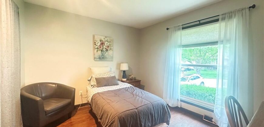 5523 NW Seminole Drive, Kansas City, MO 64152