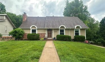 5523 NW Seminole Drive, Kansas City, MO 64152