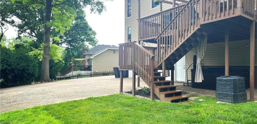 5523 NW Seminole Drive, Kansas City, MO 64152