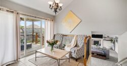 8905 N Essex Drive, Kansas City, MO 64156