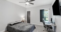 14790 Thousand Oaks Place, Parkville, MO 64152