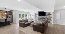 14790 Thousand Oaks Place, Parkville, MO 64152
