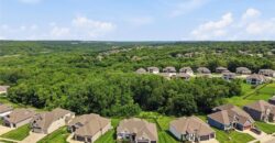 14790 Thousand Oaks Place, Parkville, MO 64152