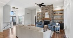 14790 Thousand Oaks Place, Parkville, MO 64152