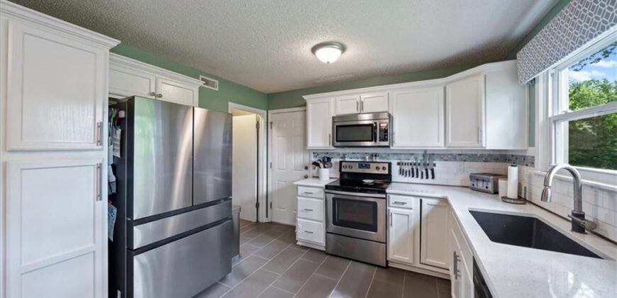 6109 N Lenox Avenue, Kansas City, MO 64151