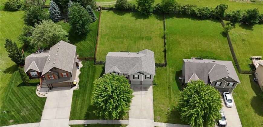 6819 NE 113TH Terrace, Kansas City, MO 64156