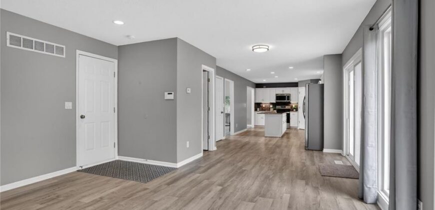 724 N Plum Rose Drive, Liberty, MO 64068