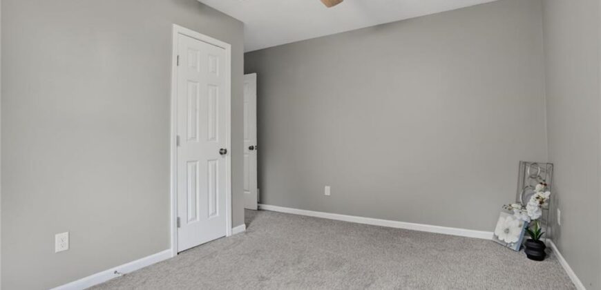 724 N Plum Rose Drive, Liberty, MO 64068