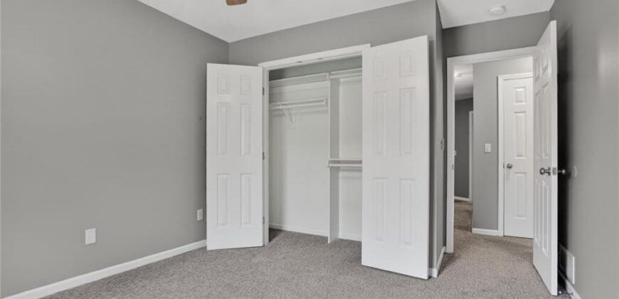 724 N Plum Rose Drive, Liberty, MO 64068