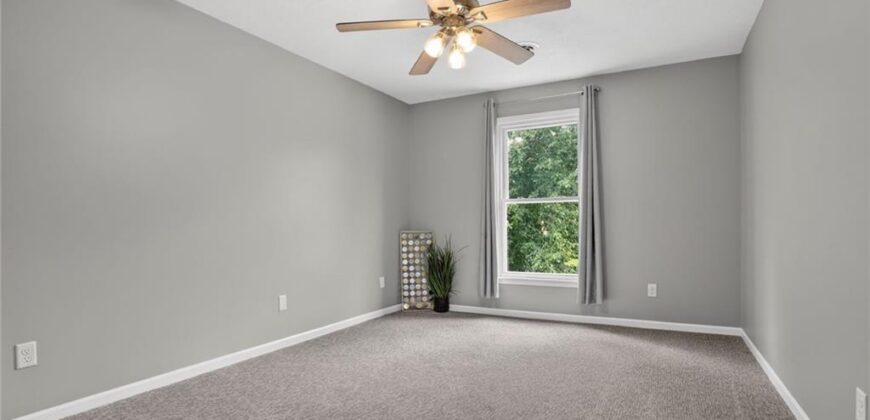 724 N Plum Rose Drive, Liberty, MO 64068