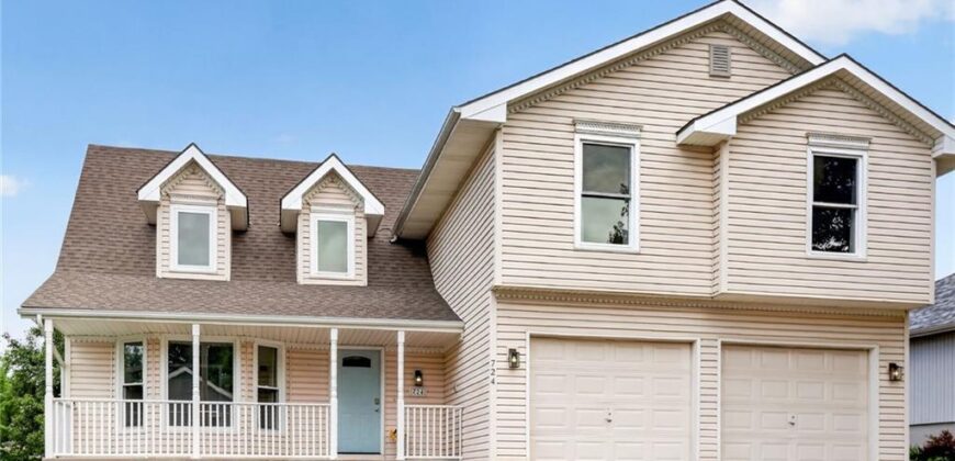 724 N Plum Rose Drive, Liberty, MO 64068