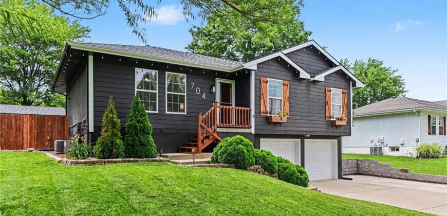 704 Woodson Street, Kearney, MO 64060