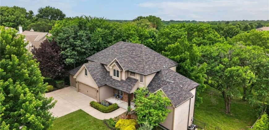 7608 NW Roberts Road, Weatherby Lake, MO 64152